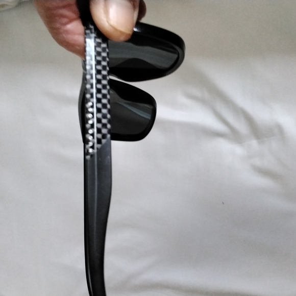 HUGO BOSS MEN'S POLARIZED SUNGLASSES - Picture 12 of 15